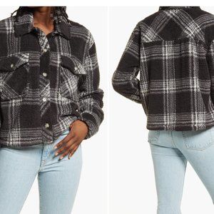 Crop Fleece Shirt Jacket Thread & Supply - Size Small